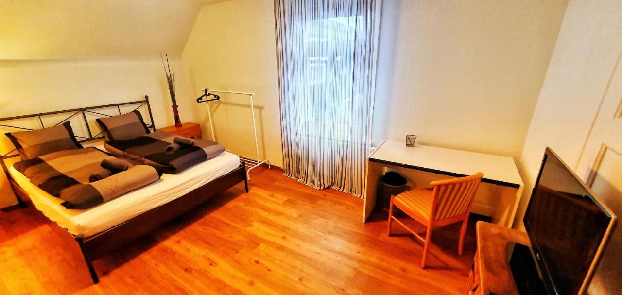 דירות Pfäffikon Sensi Living Station מראה חיצוני תמונה