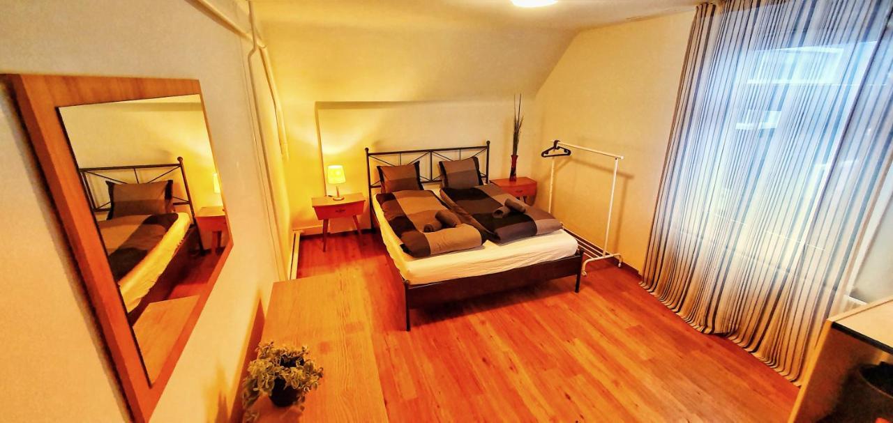 דירות Pfäffikon Sensi Living Station מראה חיצוני תמונה